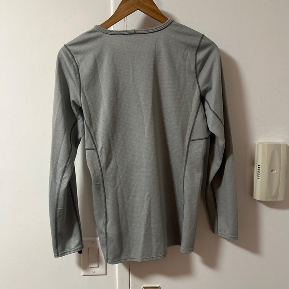 Patagonia Capilene Baselayer Top Light Gray - Picture 3 of 3